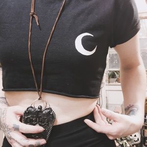Crop Top T-shirt dark Gray Crescent Moon